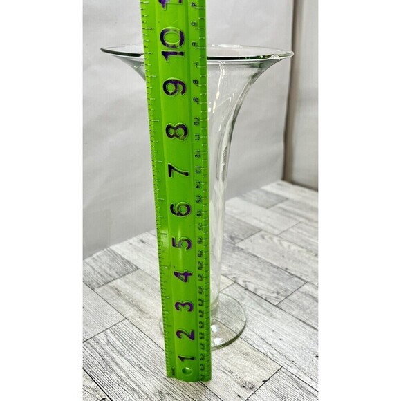 Vintage Mid Century Vase Venetian Tall Fluted Hand Blown Glass Clear - Picture 8 of 11